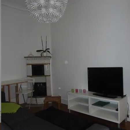 Apartament Au Coeur De Paryż